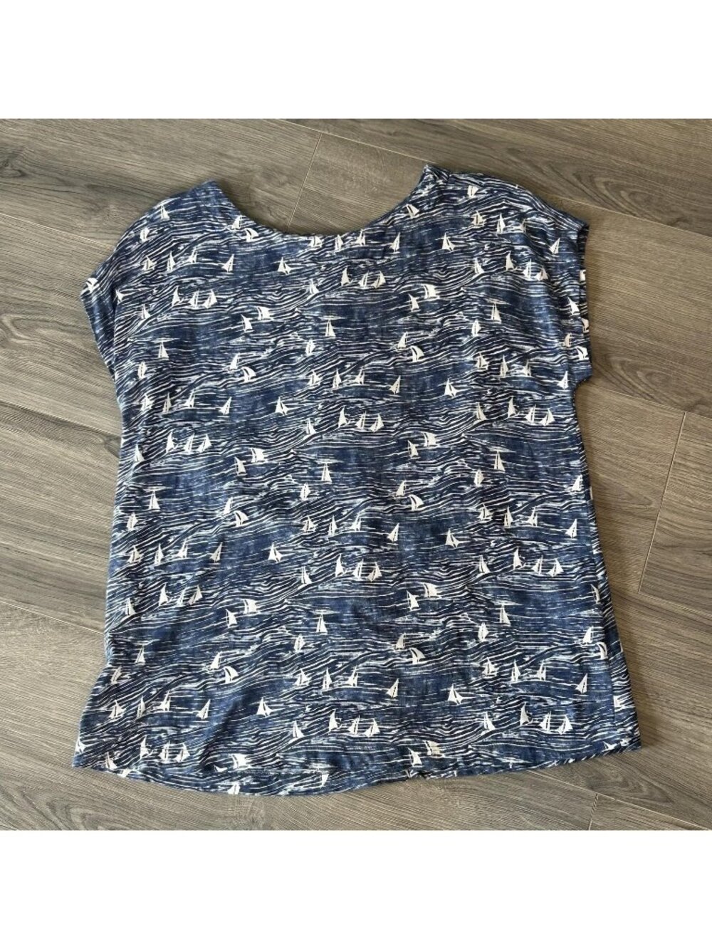 J Jill Blouse WomensM Blue Sailboat Print Button Back Tunic Top Nautical Coastal